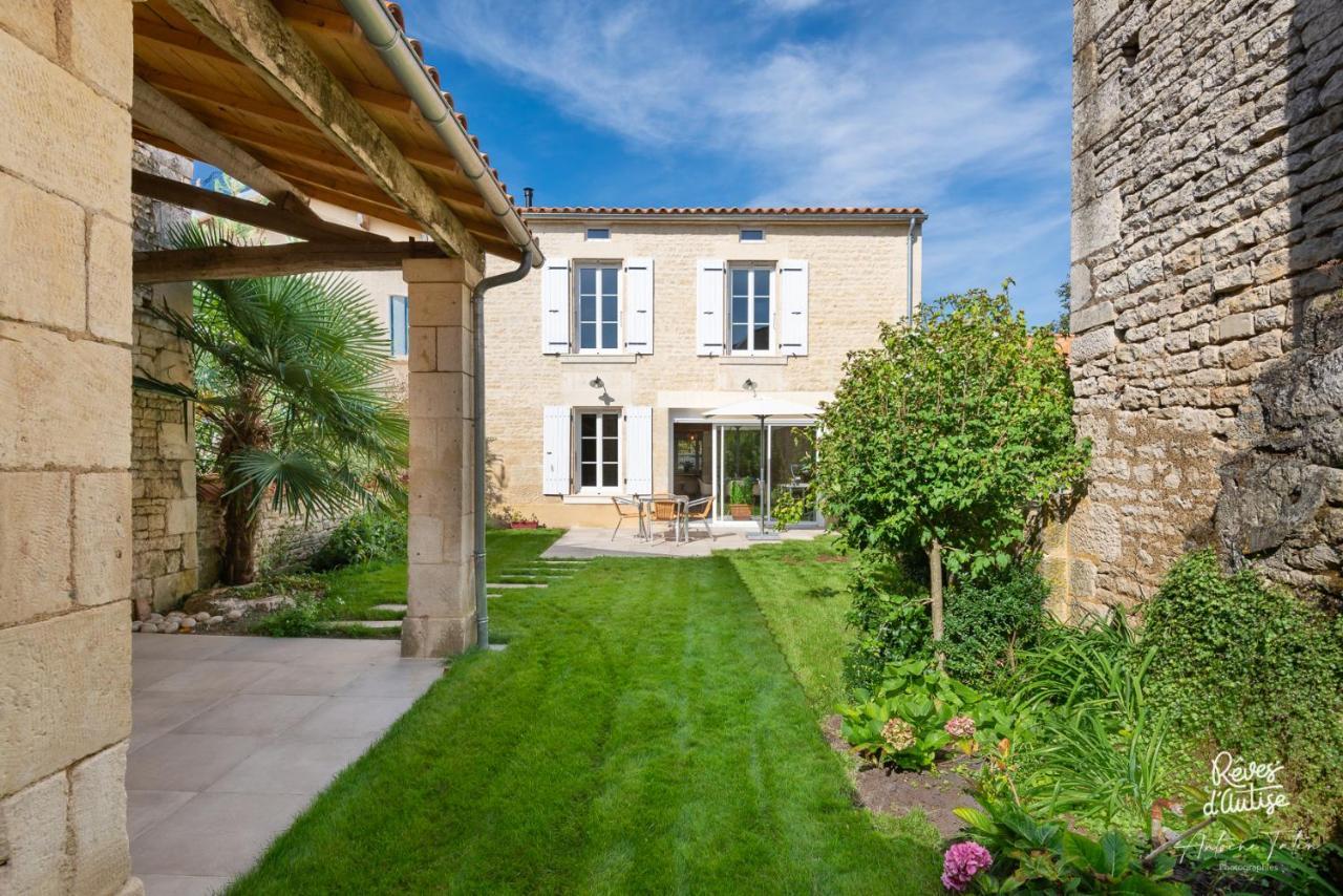 Bed and Breakfast Reves D'Autise Nieul-sur-l'Autise Exterior foto